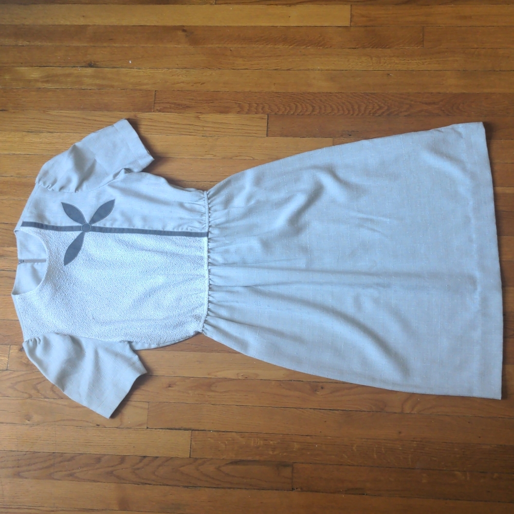 Leslie Fay white grey linen vintage short sleeve midi dress